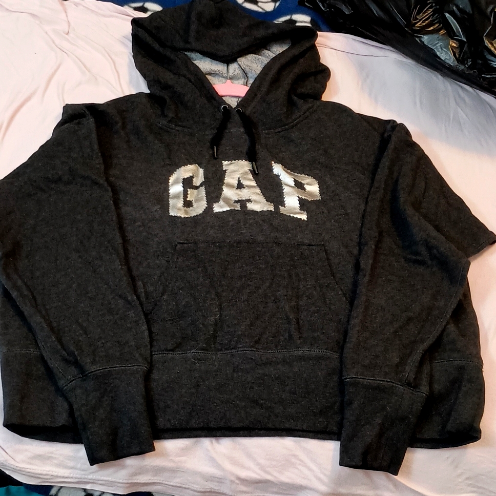 Gap Cropped Pullover